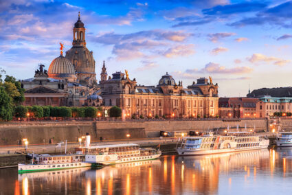 Brühlsche Terasse in Dresden bei Sonnenuntergang