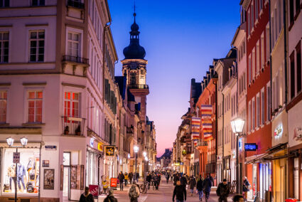 Altstadt von Heidelberg bei Dämmerung