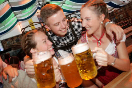 Geselligkeit auf dem Oktoberfest in Münster