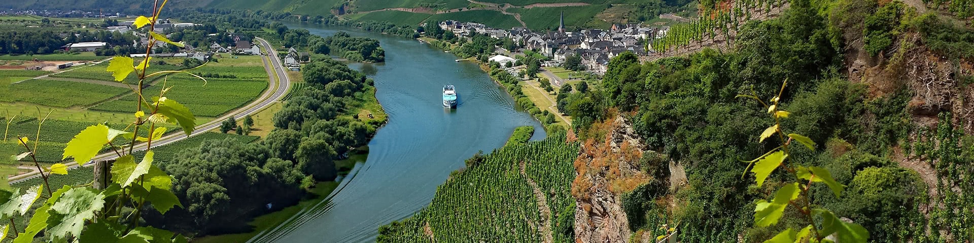 Schifffahrt auf der Mosel in Trier